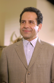 Adrian Monk character picture for the Picguessr quiz