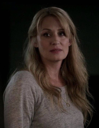 Mary Winchester character picture for the Picguessr quiz