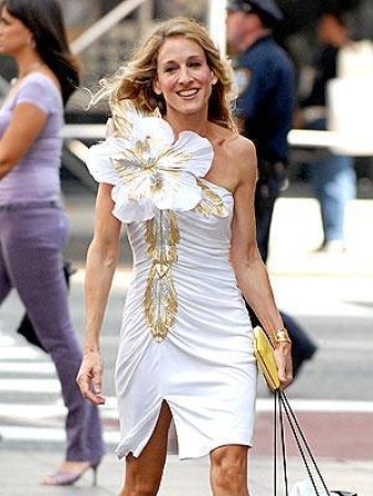 Carrie Bradshaw character picture for the Picguessr quiz